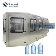 Máquina de llenado monobloque 3 en 1, enjuagadora y taponadora de botellas de plástico completamente automática para agua mineral potable
