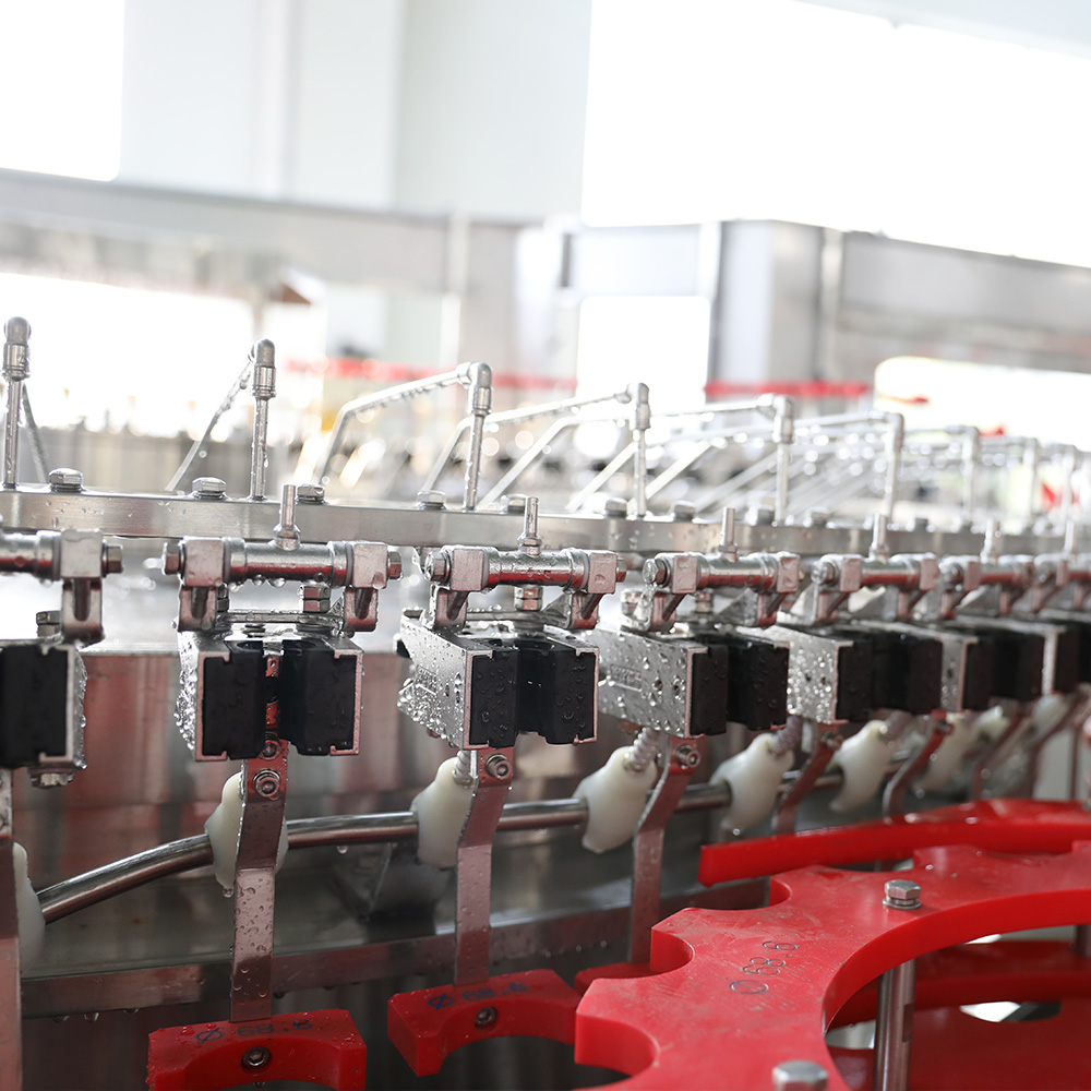 Máquina embotelladora y taponadora de cerveza línea de producción de llenado de alcohol